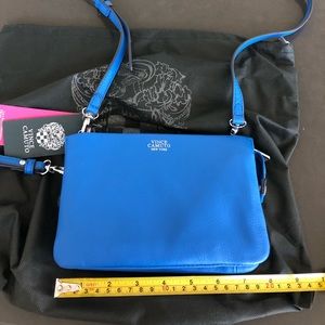 Vince Camuto crossbody wristlet handbag